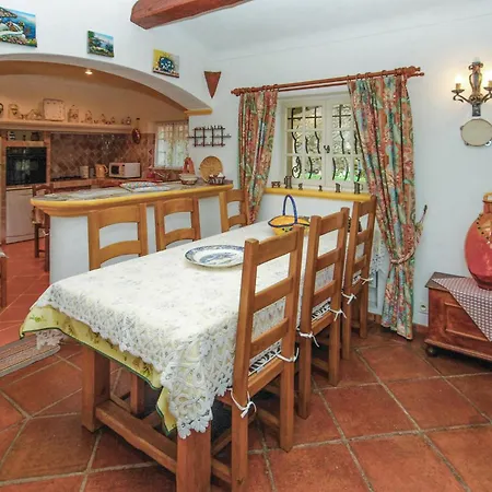 In Maxime With Kitchen *